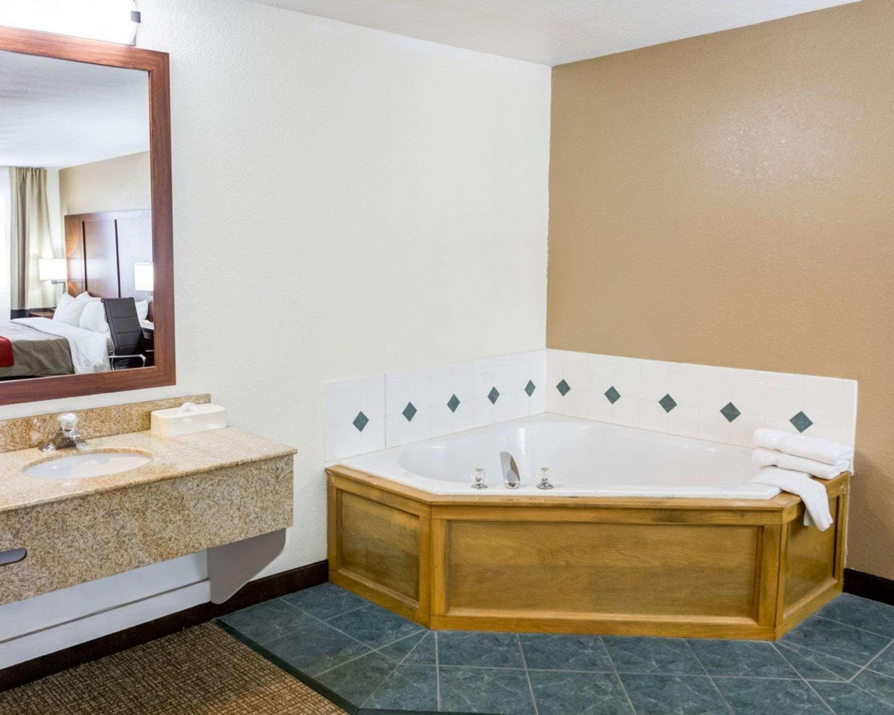 Comfort Inn Kearney - Liberty Екстериор снимка